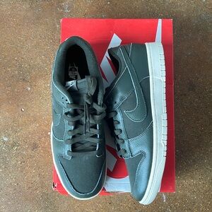 Nike dunk low dark green canvas dunk size 11